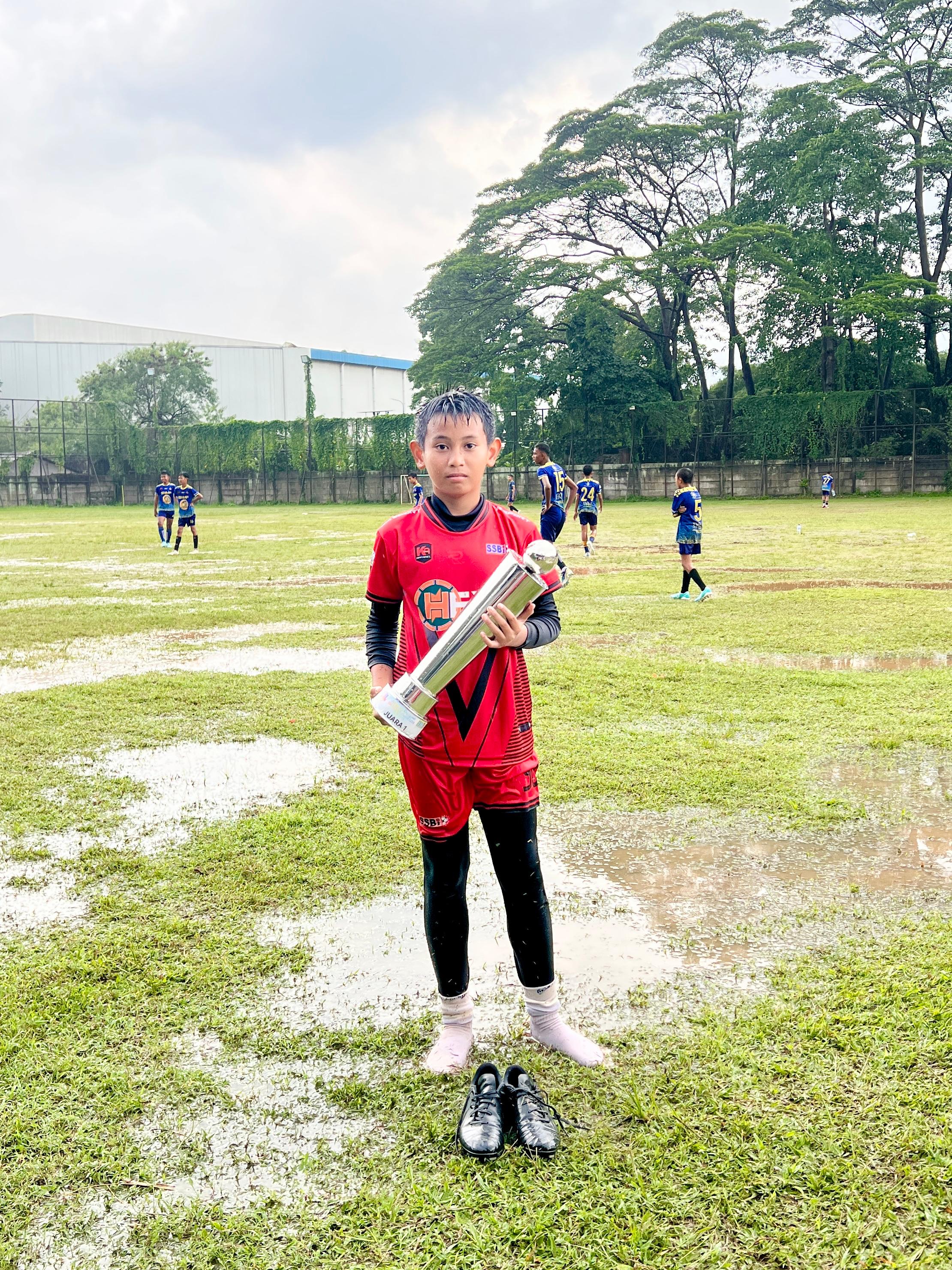 Tristan musthofa adzim